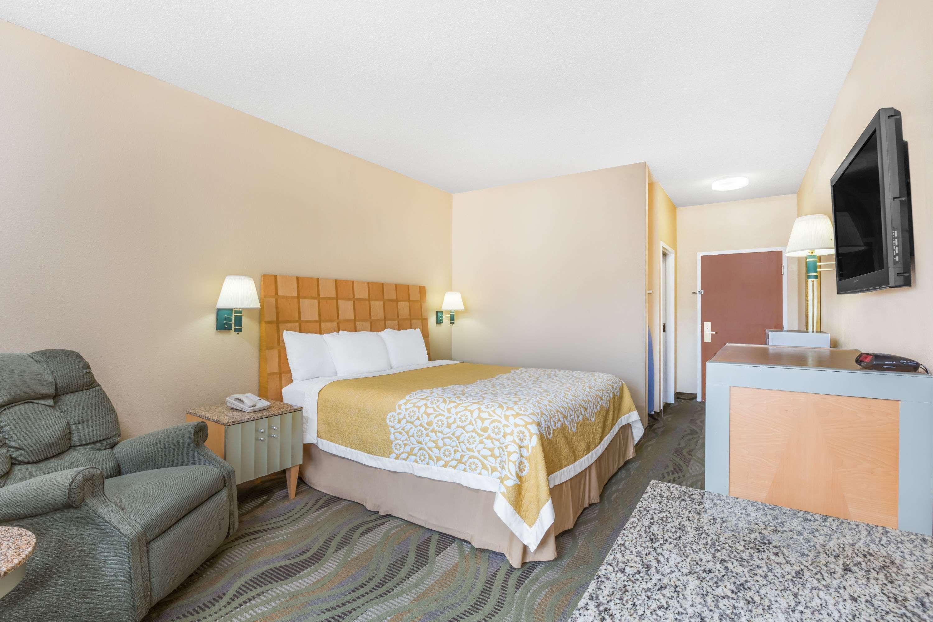 Surestay Hotel By Best Western Morganton Exterior foto
